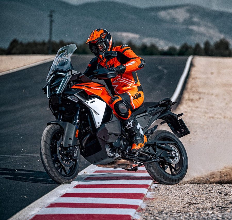 KTM 1390 Super Adventure S EVO